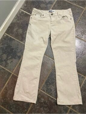 Levi’s Women's Tan Low Rise
Bootcut Jeans size 8